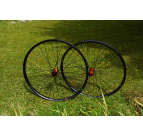 Industry Nine Enduro 305 V3 Orange 32h