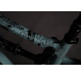 DYEDbro Aotearoa ochranná folie