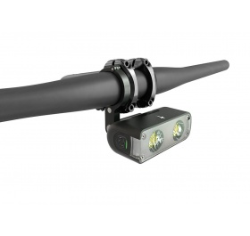 Specialized Flux 850 přední světlo