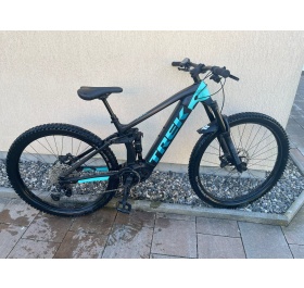 Trek Rail 5 Deore 625W 2023 osobní kolo