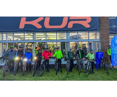 Večerní KUR vyjížďka se světly měla úspěch